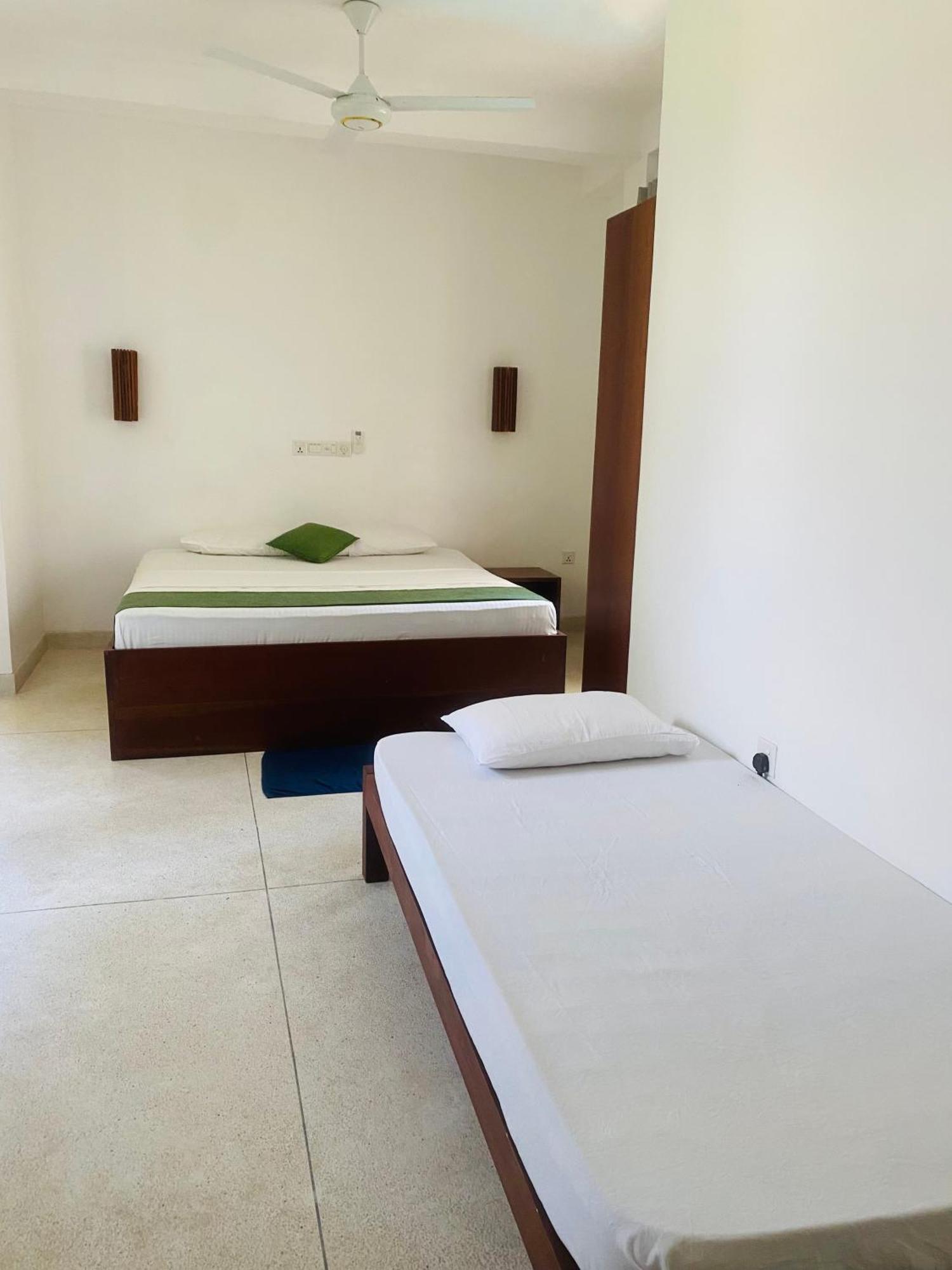 Hotel Bienvenido Cozy Madiha Matara Habitación foto